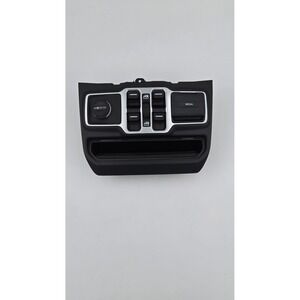 21 Jeep Wrangler JL Center Window Switch Media Hub Bezel USB 12V OEM 68505684AA